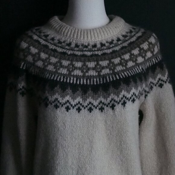 Icelandia | Vintage100% Pure Icelandic Wool Fair Isle Sweater (Pure Virgin Wool) - Picture 3 of 5